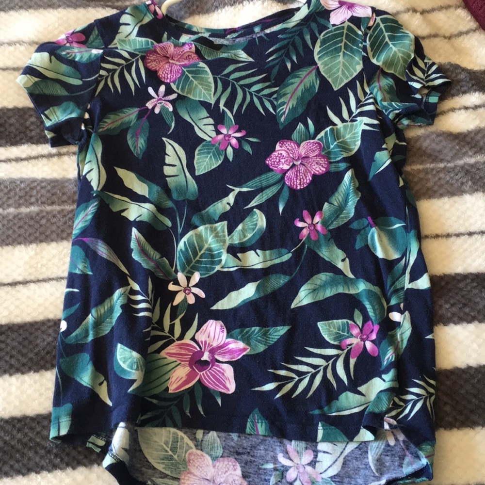 7 different shirts !!